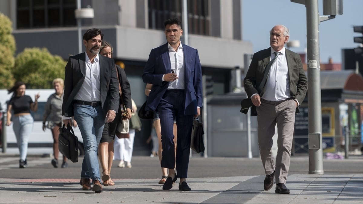 El psicólogo de Mouliaá pasó de dudar de su versión a declarar que no hubo consentimiento: "Prejuzgué sin informarme"