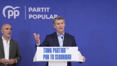 Feijóo se desmarca de Montoro y dice que se investigue "lo que haya que investigar"