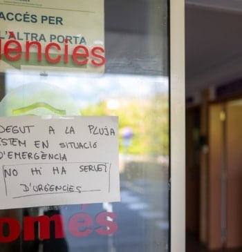 Desalojan un hospital en Alt Penedés (Barcelona) con 71 pacientes por falta [...]