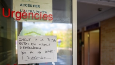 Desalojan un hospital en Alt Penedés (Barcelona) con 71 pacientes por falta de agua y luz