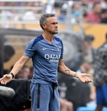 Luis Enrique entrenador del PSG explicó la tangana tras la final del [...]