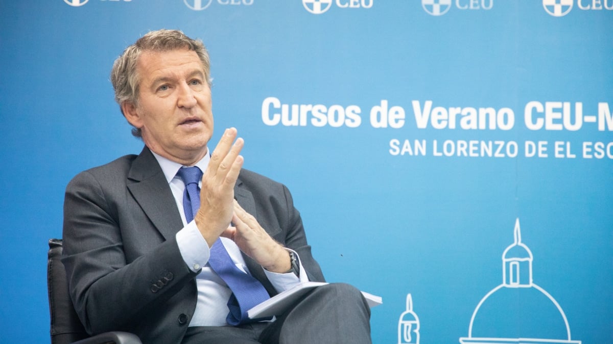 Feijóo pide respeto a  Abascal y le acusa de "vivir mejor contra Sánchez" en lugar de trabajar por la alternativa