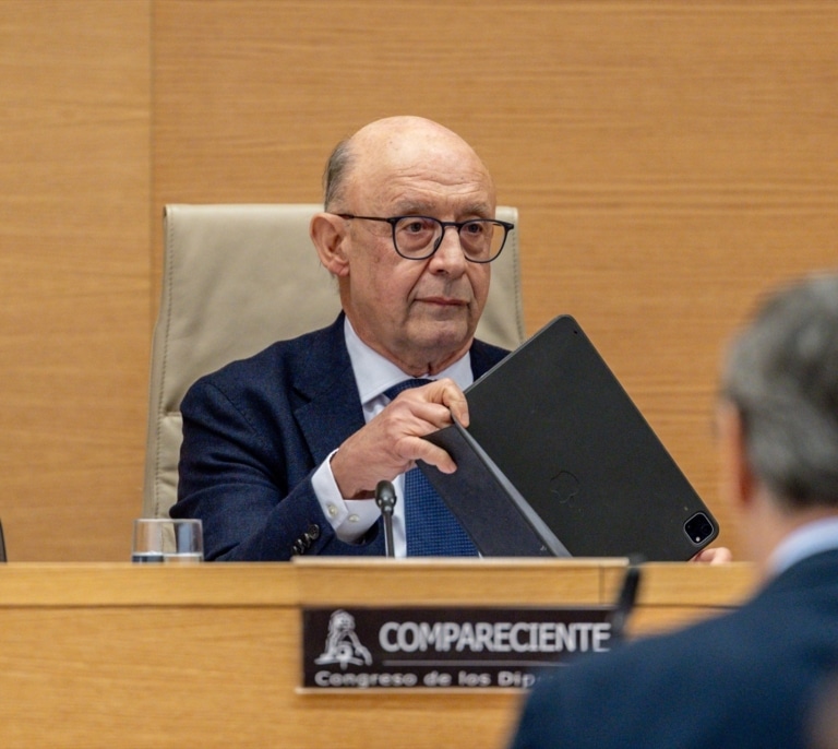 Montoro cobró en 2019 el fondo de pensiones del Parlamento Europeo gestionado por una sicav en Luxemburgo
