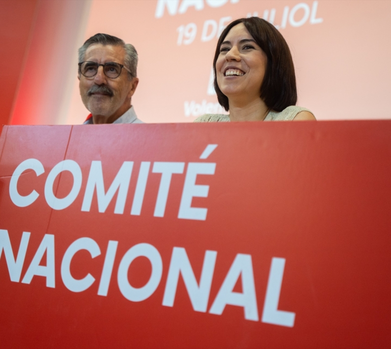 Morant dice que el PSOE no pide "títulos", sino "hojas de servicio", y defiende al excomisionado de la DANA