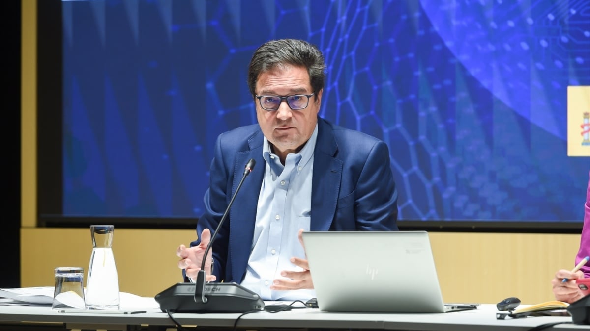 Asociaciones de funcionarios, jueces y fiscales avisan del "peligro" que entraña el cambio en oposiciones