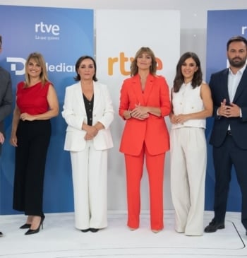 Pepa Bueno: "Creo en los telediarios democráticos de una televisión pública"