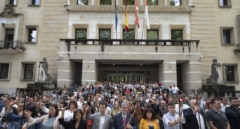 Casi de 200 alcaldes del PNV y Bildu se unen para denunciar que la Justicia aplica el criterio de Vox para "atacar" al euskera