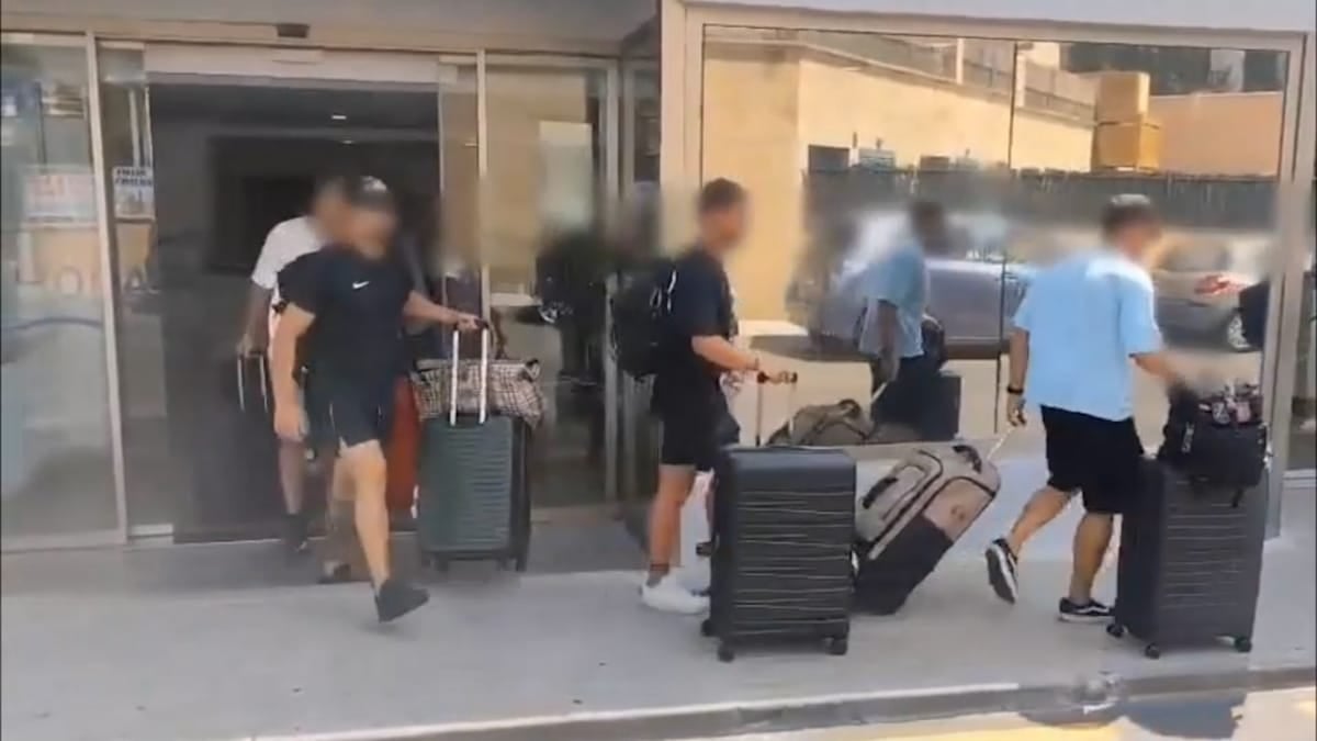 Expulsan de un hotel a los policías que velan por la seguridad de Casa Real: Interior no paga la estancia