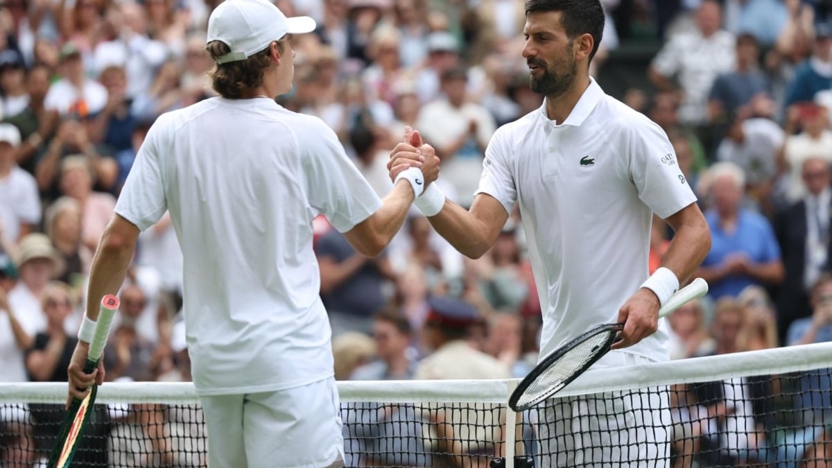 Novak Djokovic vence a Alex De Miñaur y presenta su candidatura a Wimbledon