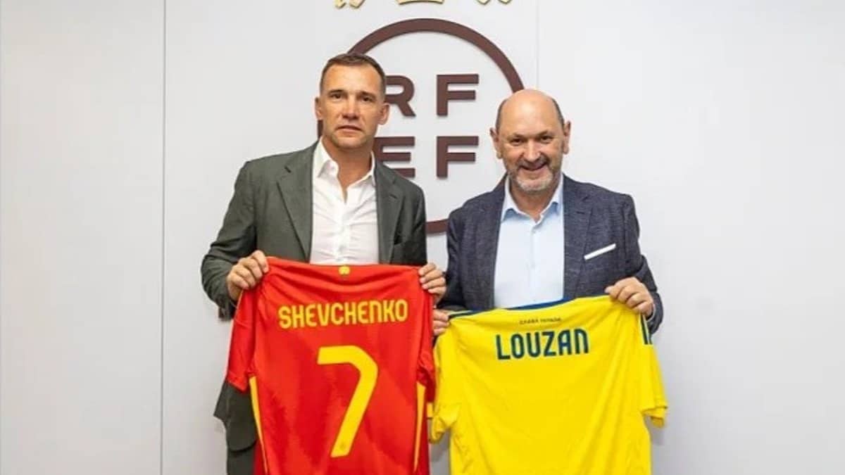 Rafael Louzán recibe en Las Rozas al exfutbolista Andriy Shevchenko, presidente de la Federación de Fútbol de Ucrania
