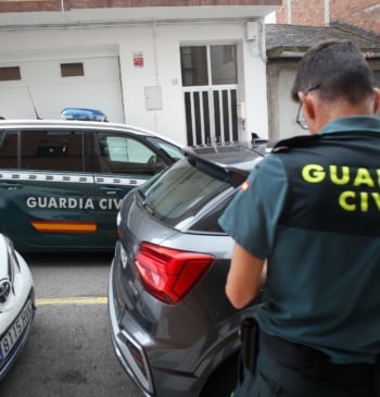 Detenida una mujer acusada de estafar a personas a través de la [...]
