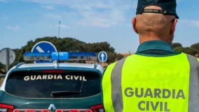 Qué hacer si la Guardia Civil te saca una bandera amarilla en carretera