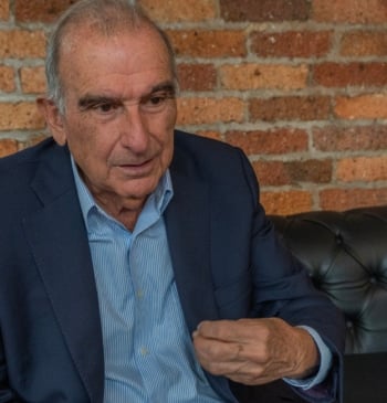 "Colombia corre el riesgo de realizar el viaje de retorno a la [...]