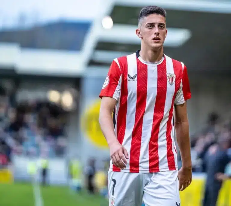 Iker Varela deja Lezama para buscar su oportunidad en el Mirandés