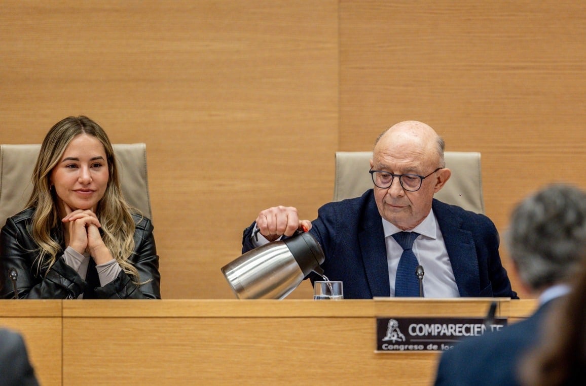 El fin del curso se le complica a Feijóo con Noelia Núñez, Montoro y Alberto Nadal