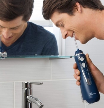 Encías más sanas y dientes más limpios con este irrigador bucal con [...]