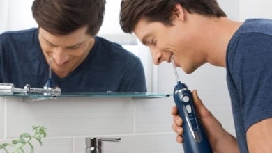 Encías más sanas y dientes más limpios con este irrigador bucal con descuento
