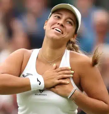 Jéssica Bouzas tumba a Yastremska y logra su primer octavo en Wimbledon
