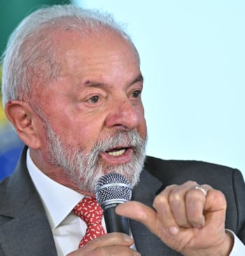 La guerra comercial entre EEUU y Brasil estalla por Bolsonaro: 50% de [...]
