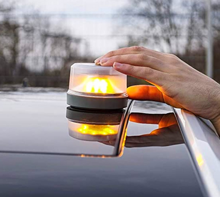 Novedades importantes con la luz V-16 en España para 2026