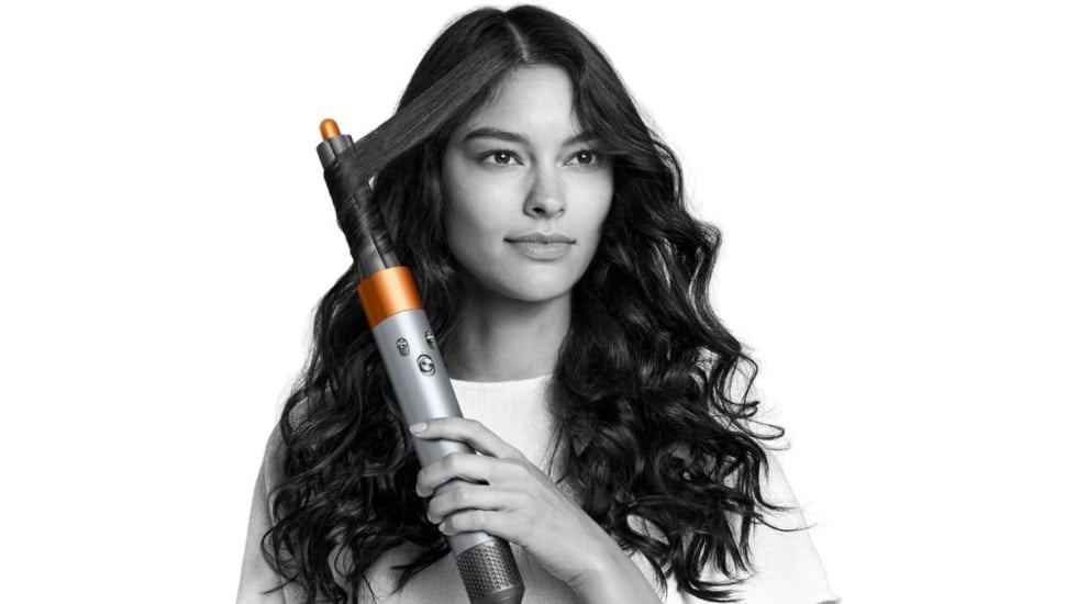 Luce melenaza este verano con el moldeador Dyson Airwrap Long Origin 4 en 1 que está rebajadísimo