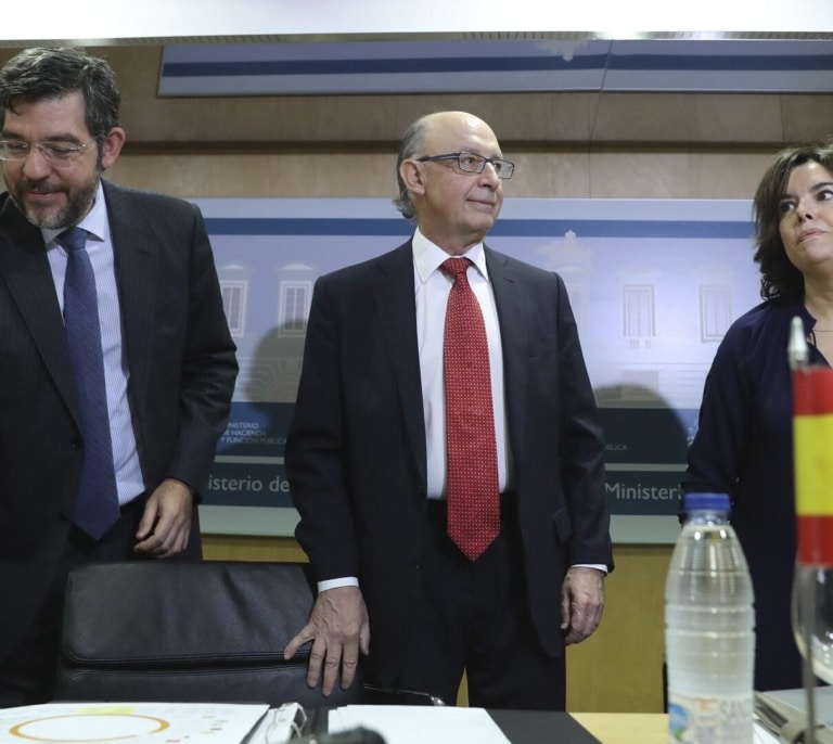 Alberto Nadal, ex secretario de Estado de Montoro y nuevo responsable de Economía del PP, se salva de la quema
