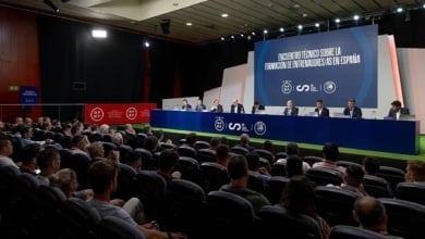 Manuel Louzán preside reunión con UEFA y con los centros formativos para entrenadores