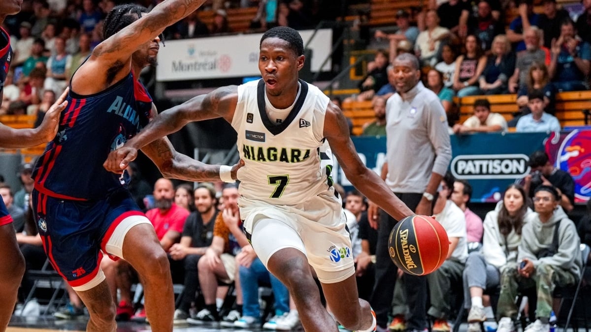 Oficial: Omari Moore, base estadounidense,  ficha por el Valencia Basket