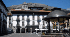 El asalto a la comisaría de Azpeitia resucita el fantasma de la violencia callejera en el País Vasco