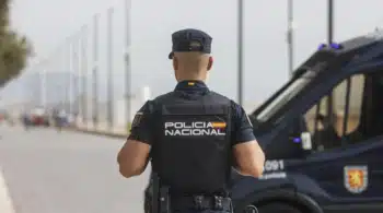 Los agentes de Asuntos Internos de la Policía no cobran dietas desde marzo: "No hay ni para cinta aislante"