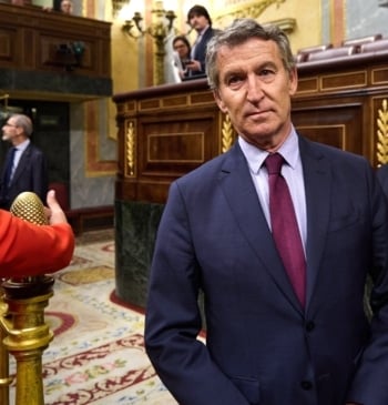 Feijóo pide a sus diputados una "oposición contundente" contra Sánchez y se [...]