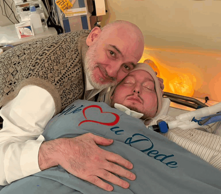 Muere el "príncipe durmiente" Al Waleed bin Khalid tras 20 años en coma