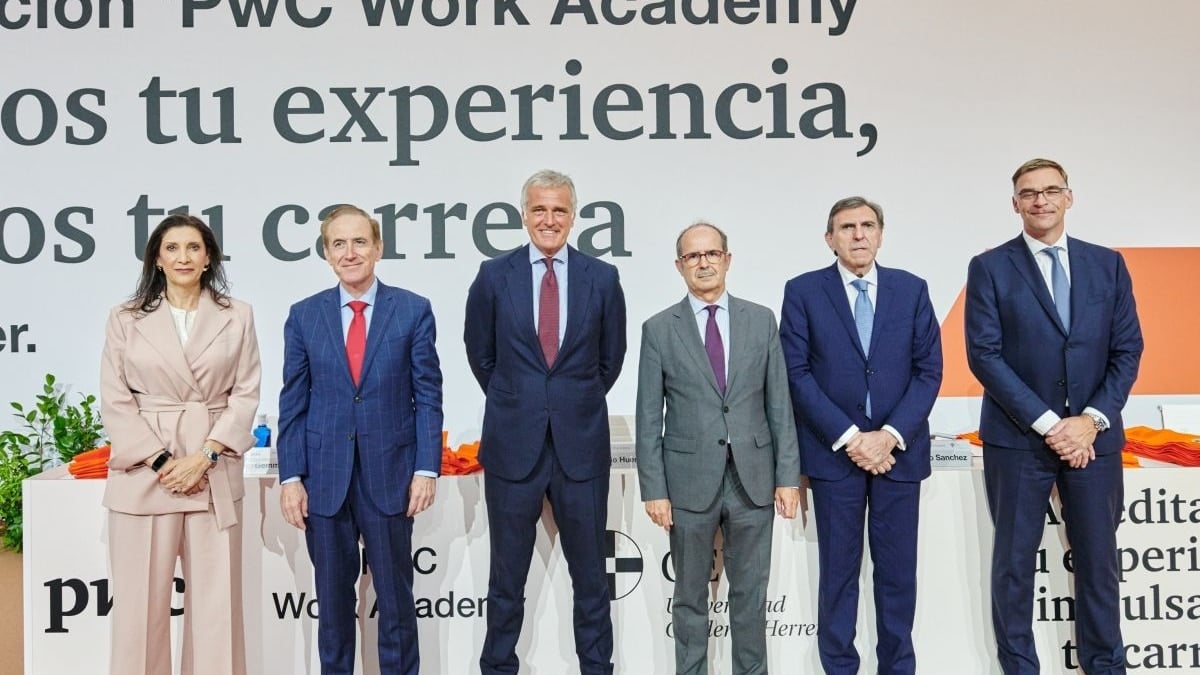 Cerca de 500 profesionales de PwC celebran la graduación de su programa de talento Work AcademyS