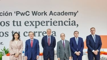 Cerca de 500 profesionales de PwC celebran la graduación de su programa de talento Work Academy