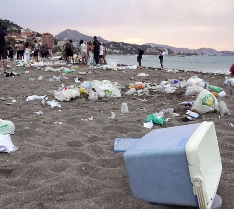 Cada año usamos más de 140 bolsas de plástico por persona y reciclamos menos del 10%