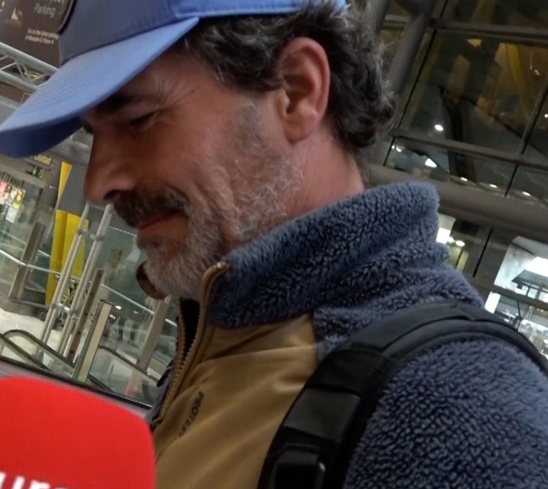 Rodolfo Sancho asegura encontrarse bien tras su reaparición pública: "todo va mejor"