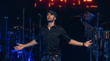 Enrique Iglesias, en una foto de archivo dando un concierto en Miami