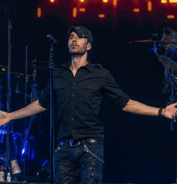 Enrique Iglesias, en una foto de archivo dando un concierto en Miami