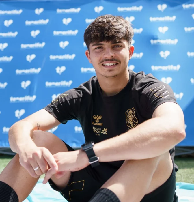 Teto se va a Malasia: CD Tenerife traspasa al canterano al Johor