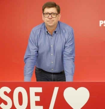 Paco Salazar renuncia como adjunto de Organización tras la presión para que [...]
