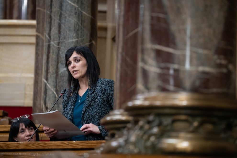 La diputada de Aliança Catalana, Silvia Orriols, durante una sesión de control al Govern, en el Parlament