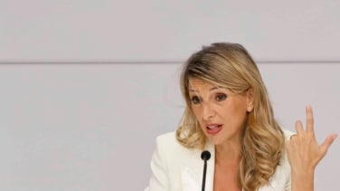 Yolanda Díaz aprieta al PSOE a 24 horas de revisar el pacto de Gobierno: "Lo de Cerdán es una vergüenza, no caben paños calientes"