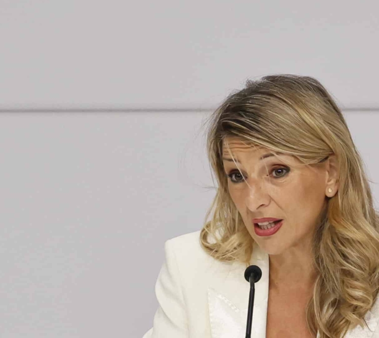 Yolanda Díaz aprieta al PSOE a 24 horas de revisar el pacto de Gobierno: "Lo de Cerdán es una vergüenza, no caben paños calientes"