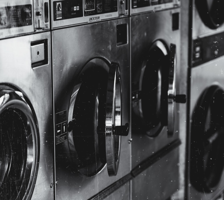 Precio de la luz hoy, 18 de julio de 2025: franja horaria y cuál es la hora más barata