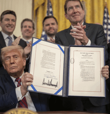 "¡Guau, el tiempo vuela!" Trump celebra seis meses de mandato con ataques [...]