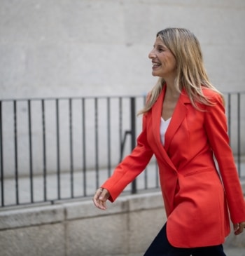 Sumar reta a Sánchez en pleno bloqueo y llevará al Congreso la [...]