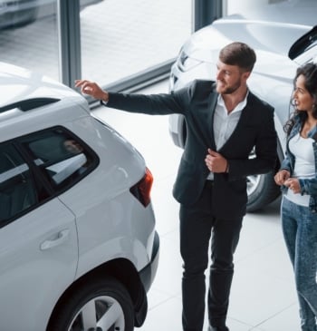 Por qué los coches son cada vez más caros