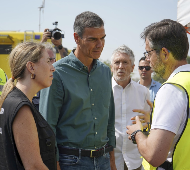 Pedro Sánchez insiste en la unidad de los partidos frente a la "emergencia climática"