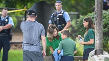 Dos niños muertos y 17 heridos en el tiroteo en una escuela católica en Minneapolis
