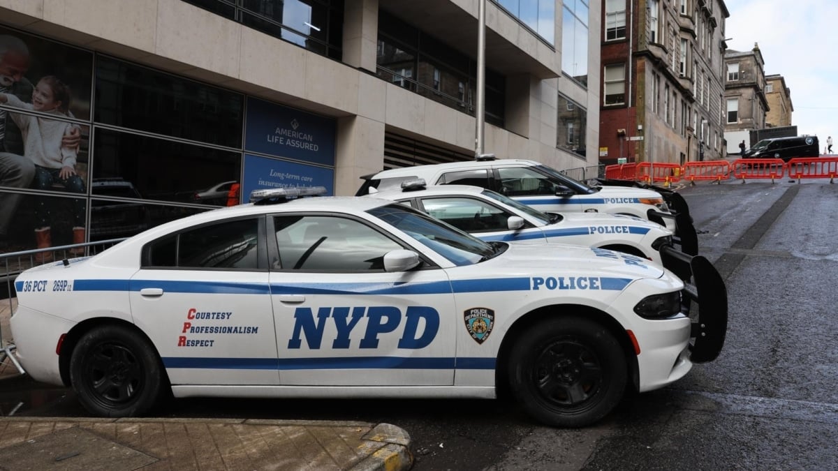 Un adolescente abre fuego y hiere al menos a tres personas en Times Square
